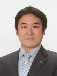 平成28年度　第45代会長　向山 史朗